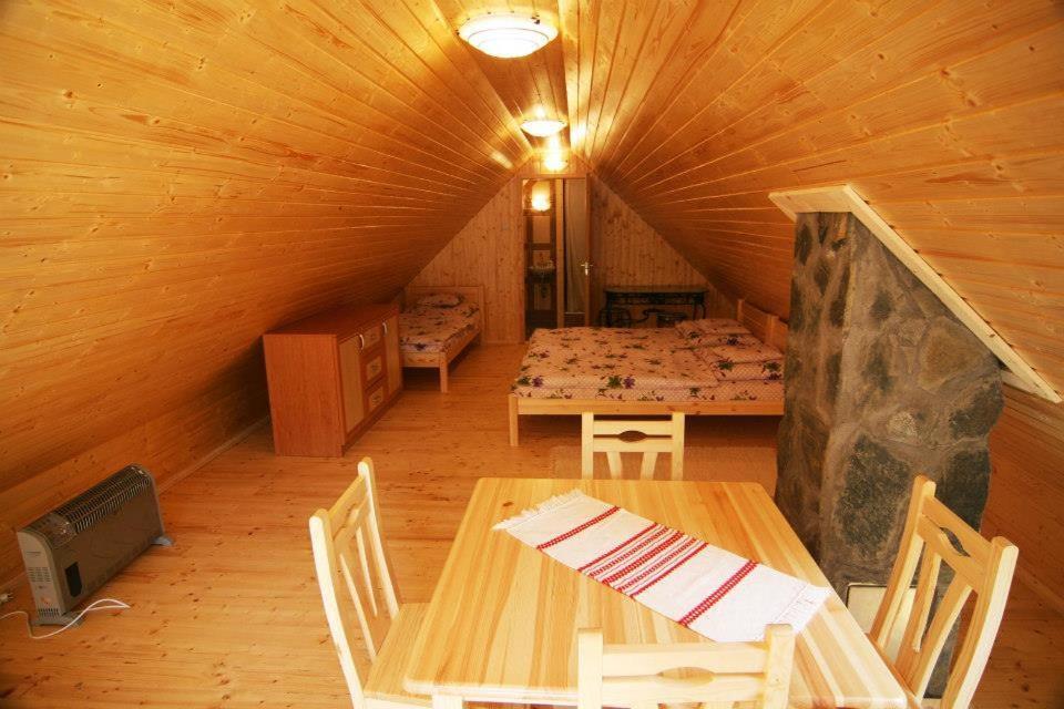 Hôtel Kemencés Porta à Hollókő Extérieur photo